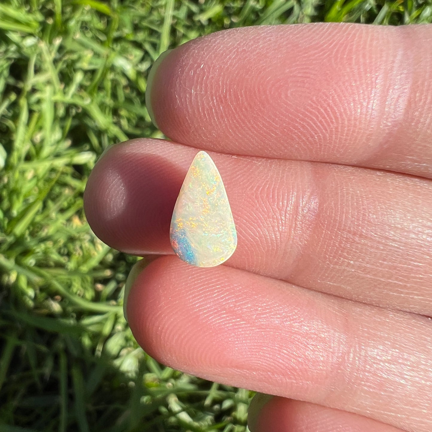 1.65 Ct small boulder opal