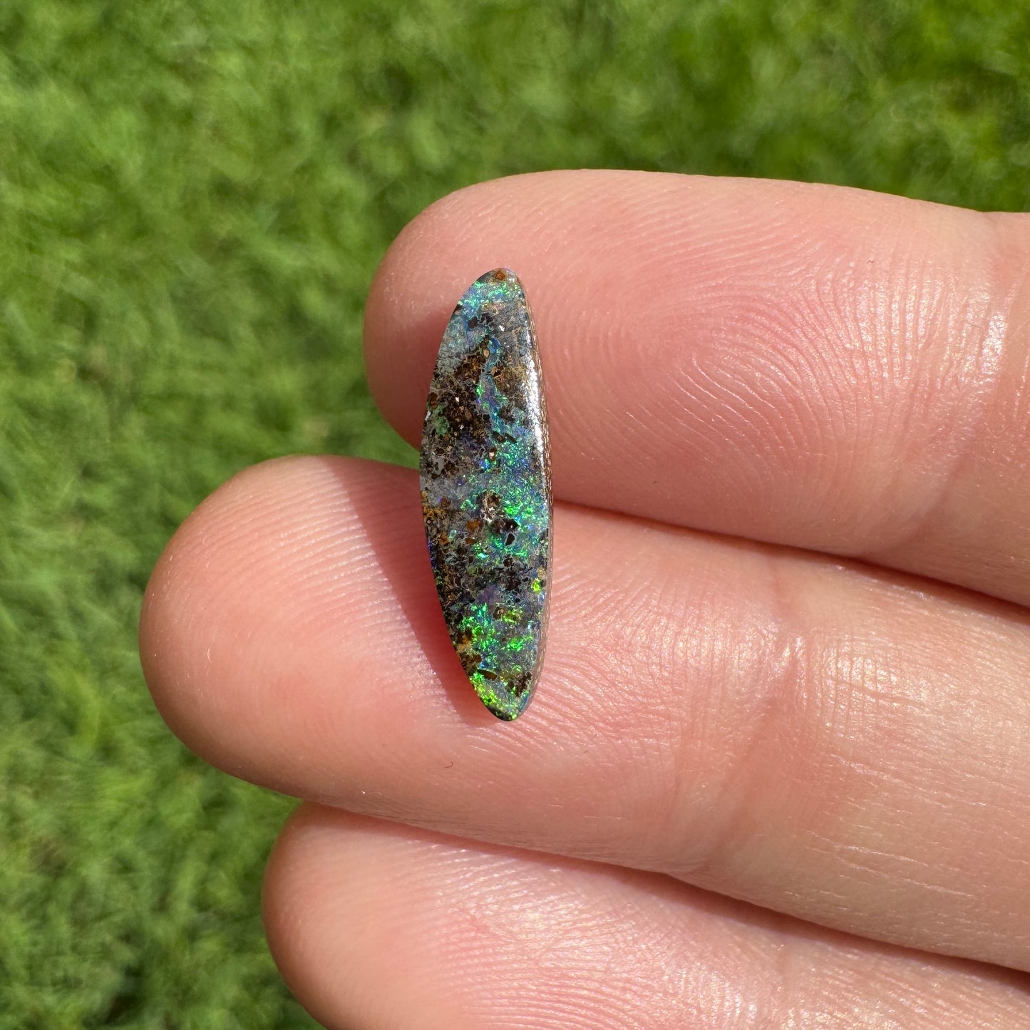 1.68 Ct small boulder opal