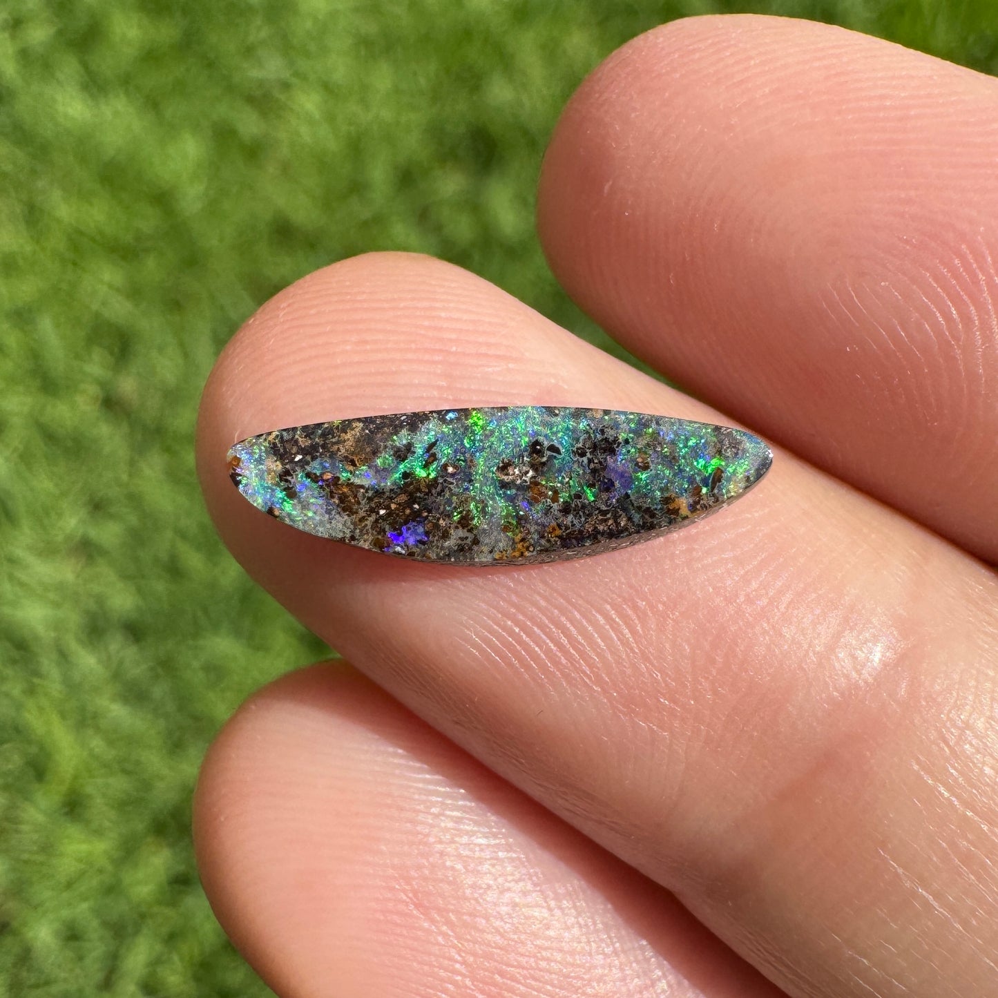 1.68 Ct small boulder opal
