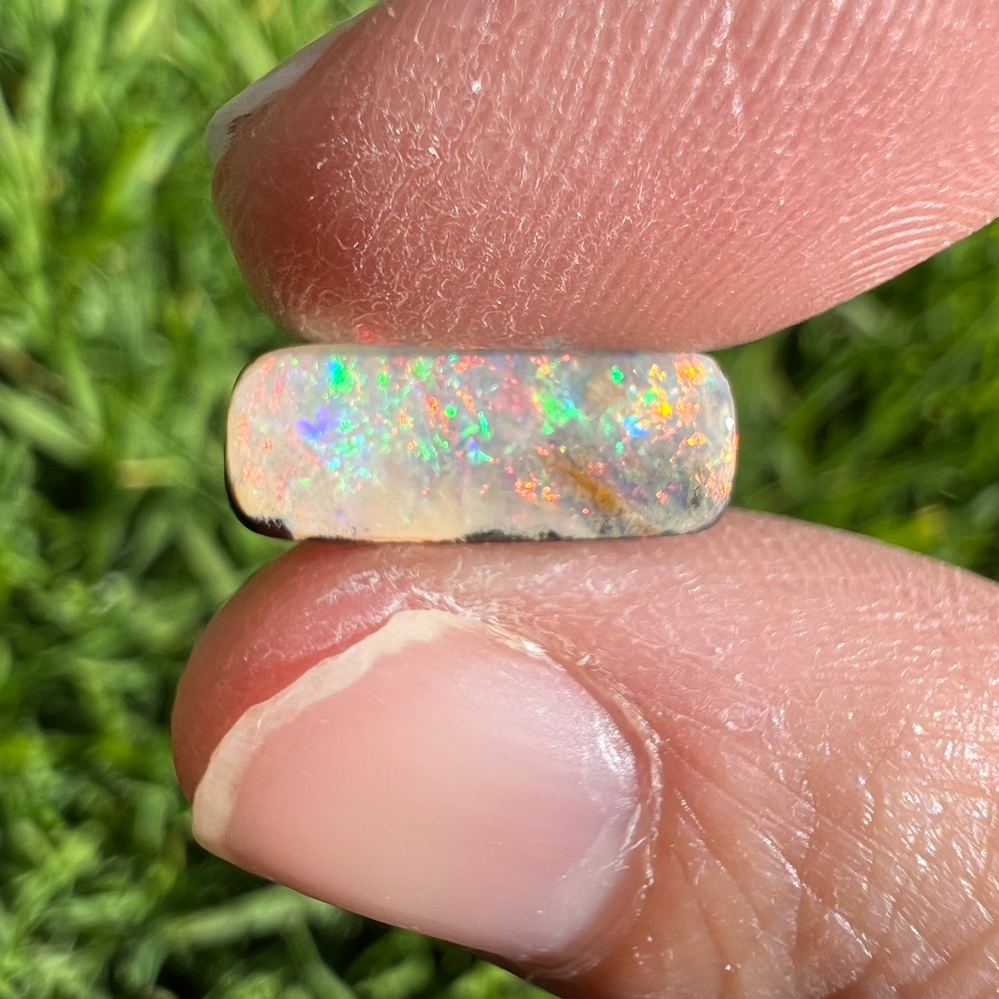 2.34 Ct small boulder opal