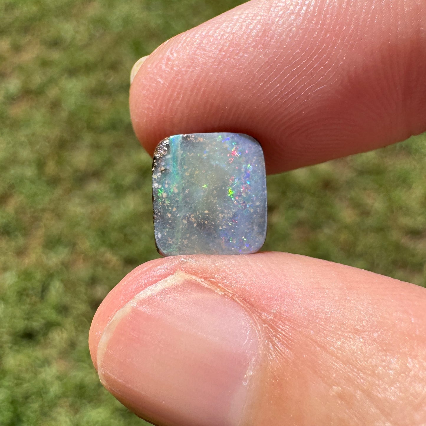 2.22 Ct small boulder opal