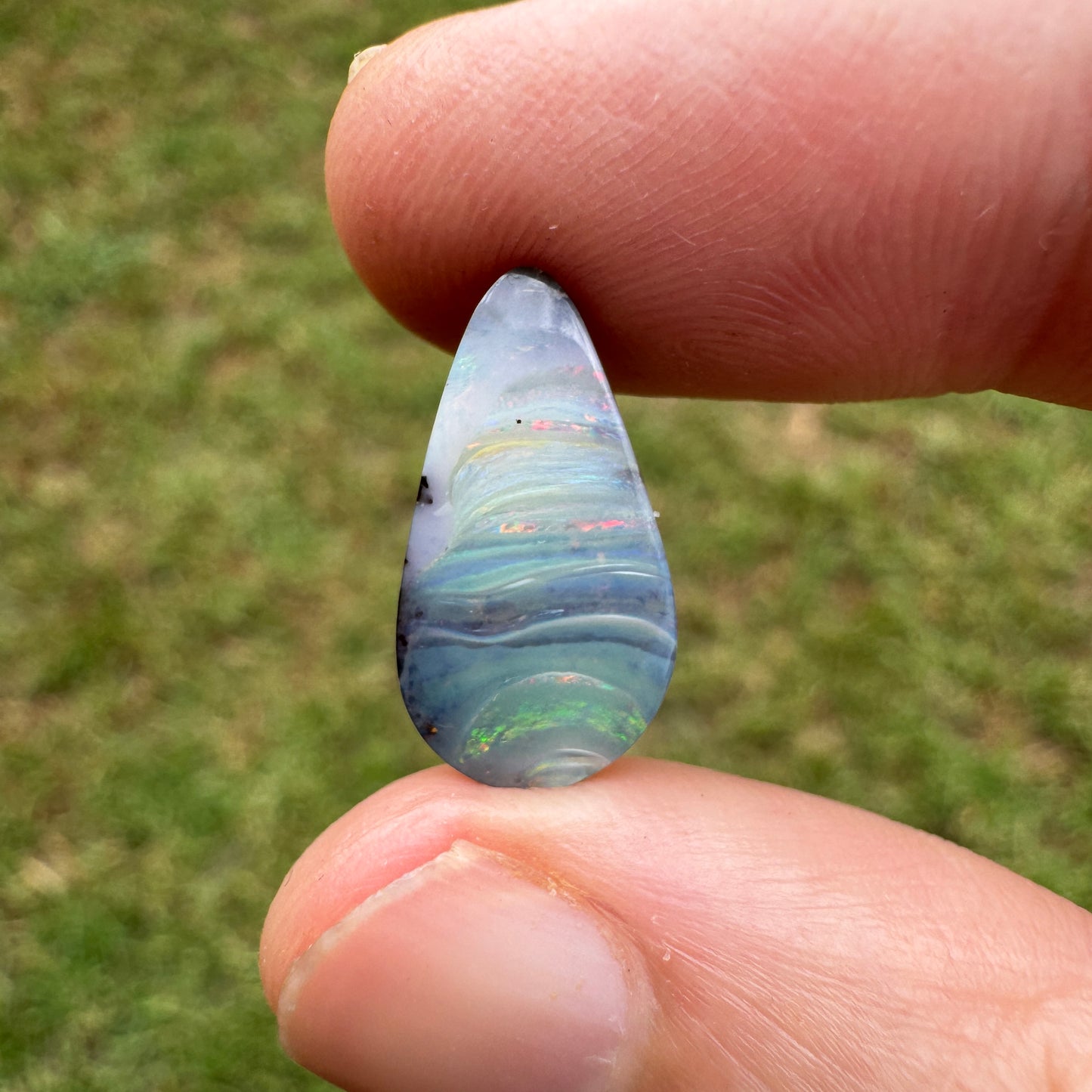 3.66 Ct small boulder opal