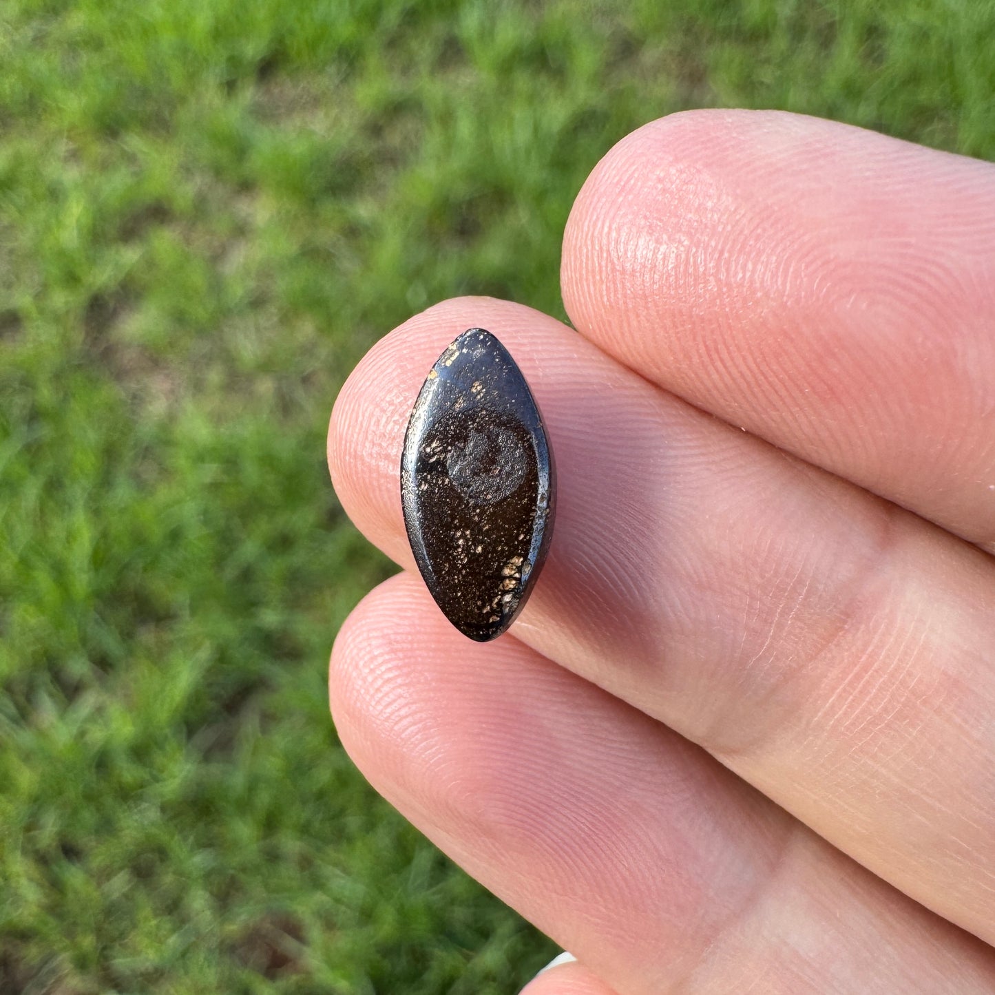 2.20 Ct small boulder opal