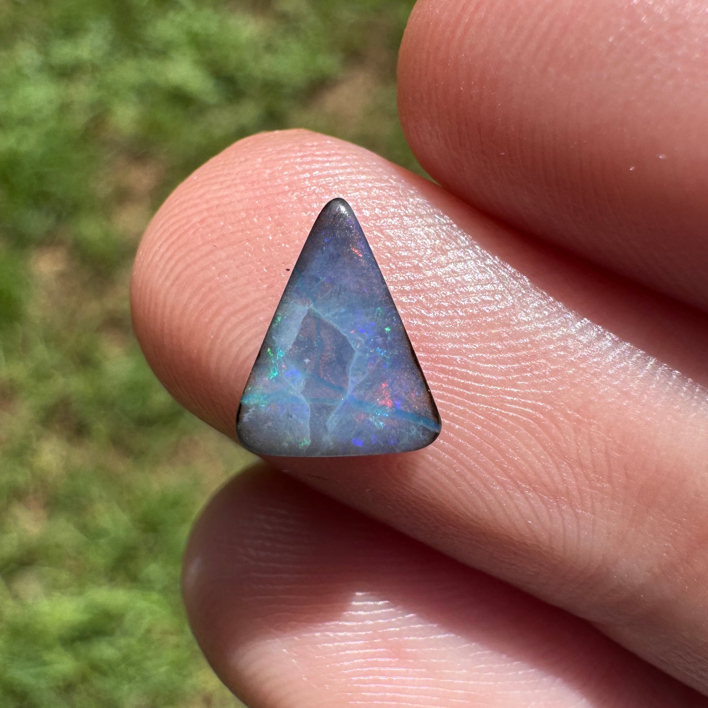 1.14 Ct extra small boulder opal