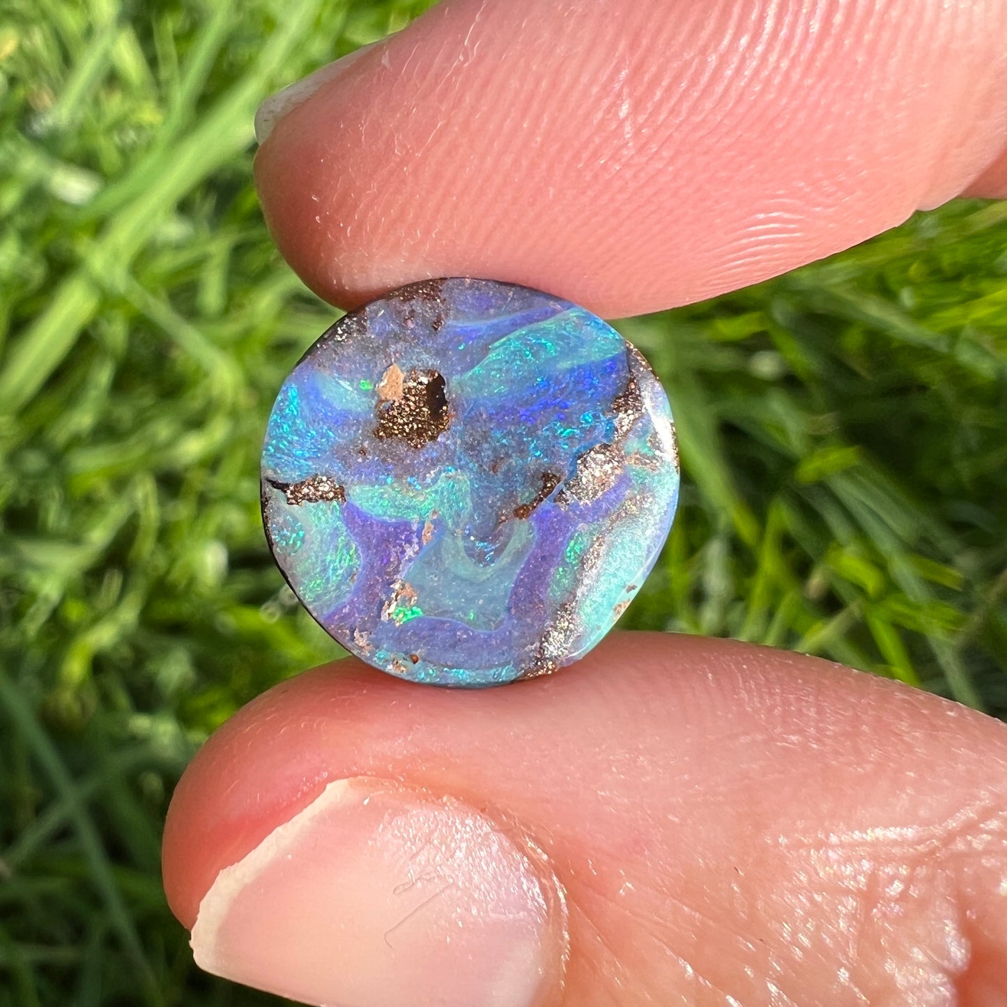 6.33 Ct circle boulder opal