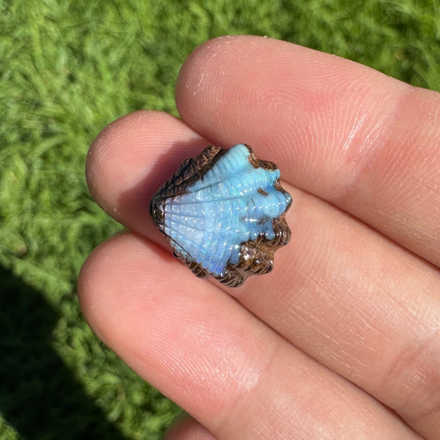 8.03 Ct fan shell boulder opal carving