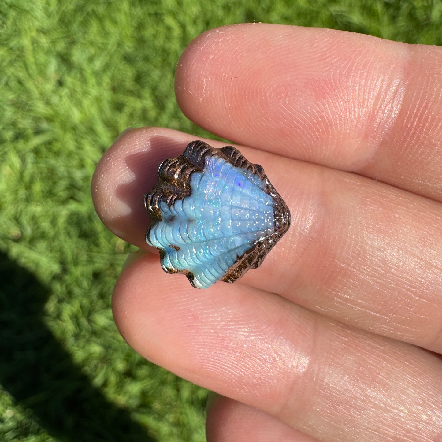 8.03 Ct fan shell boulder opal carving