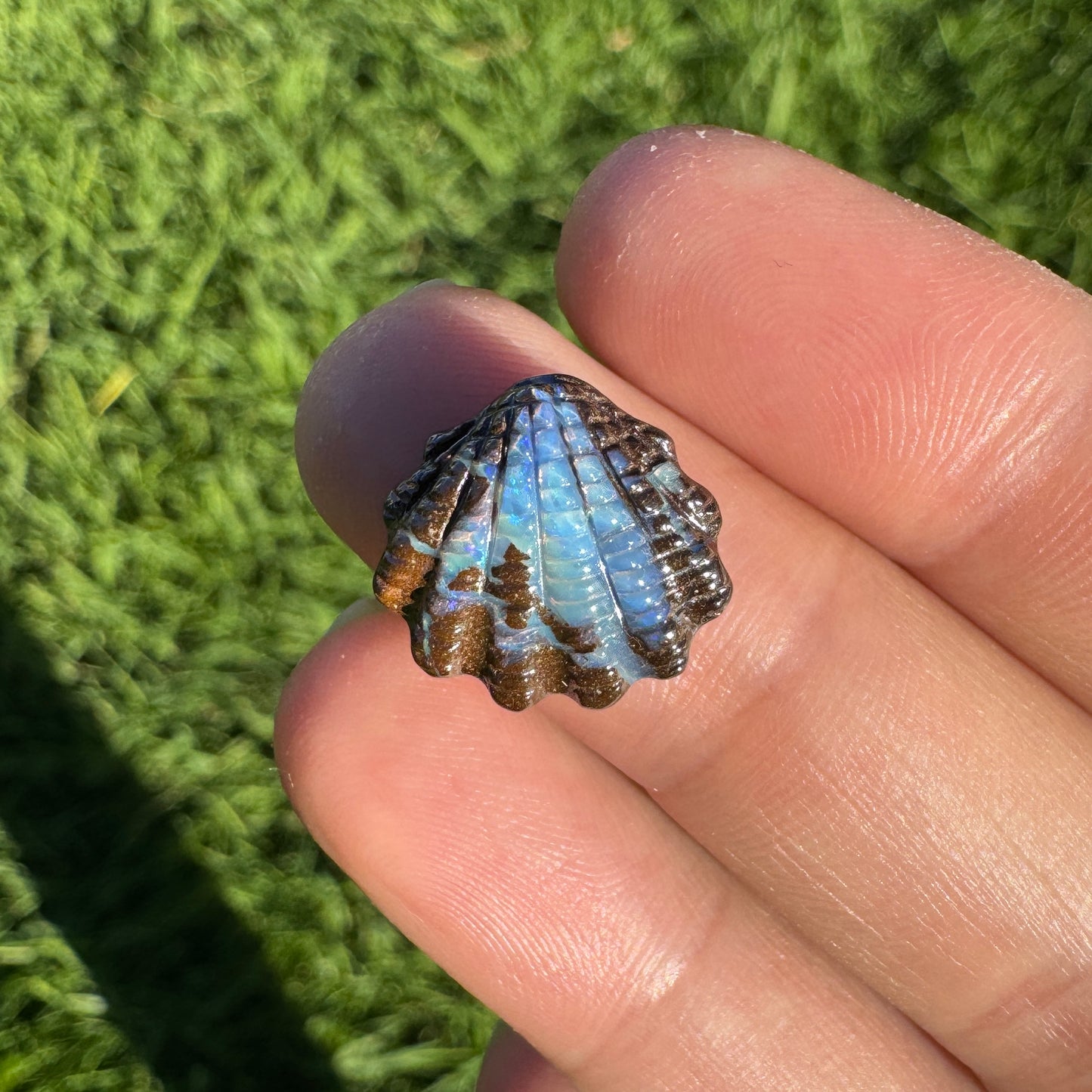 6.36 Ct small fan shell boulder opal carving