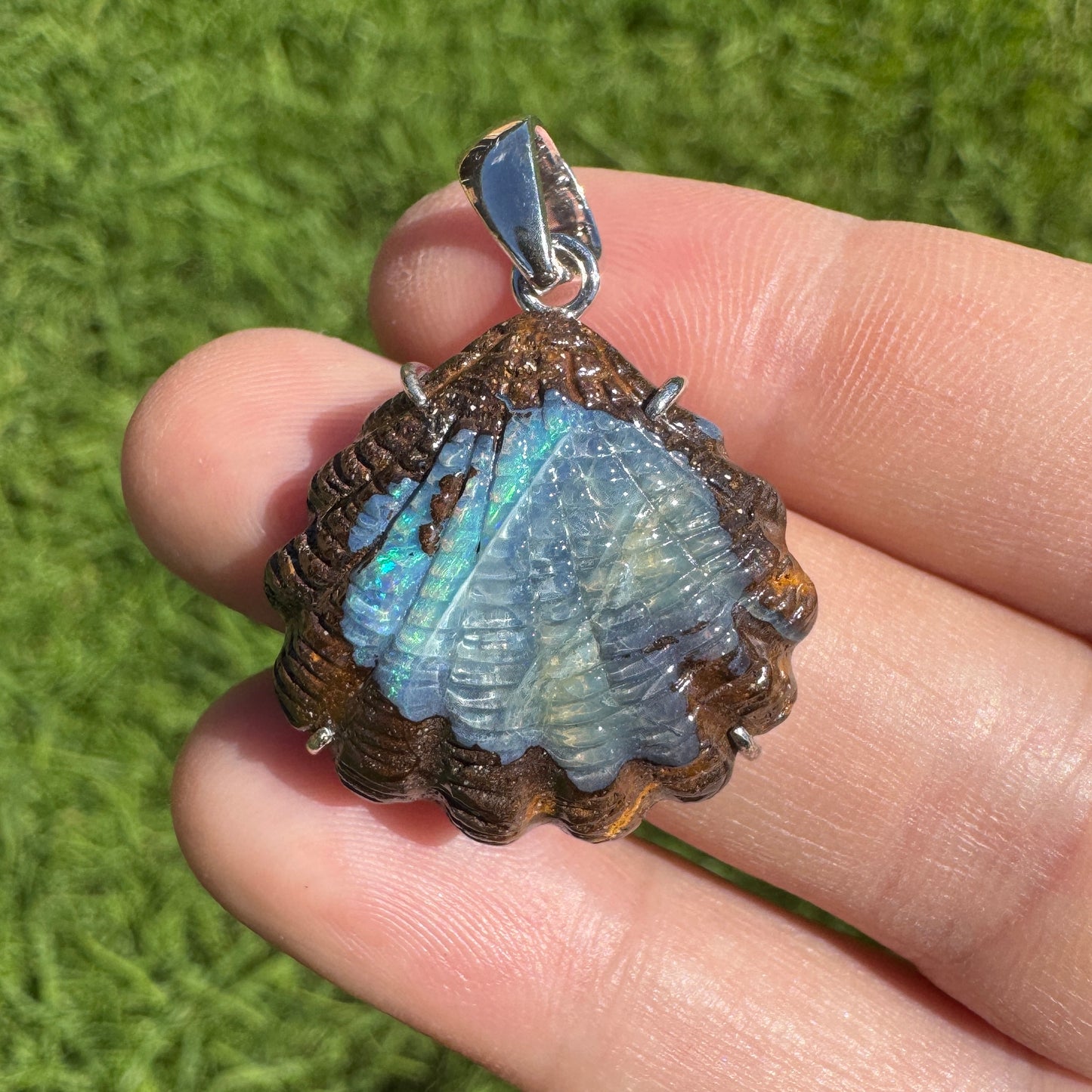Large fan shell boulder opal pendant (No. 06)