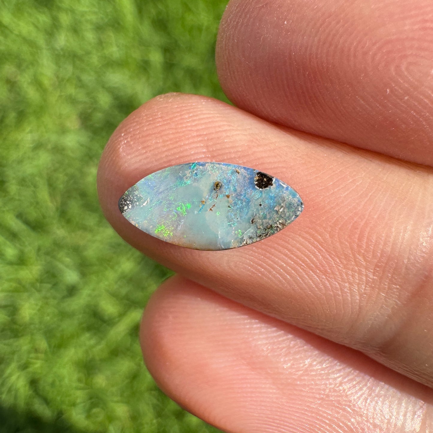 1.60 Ct small boulder opal