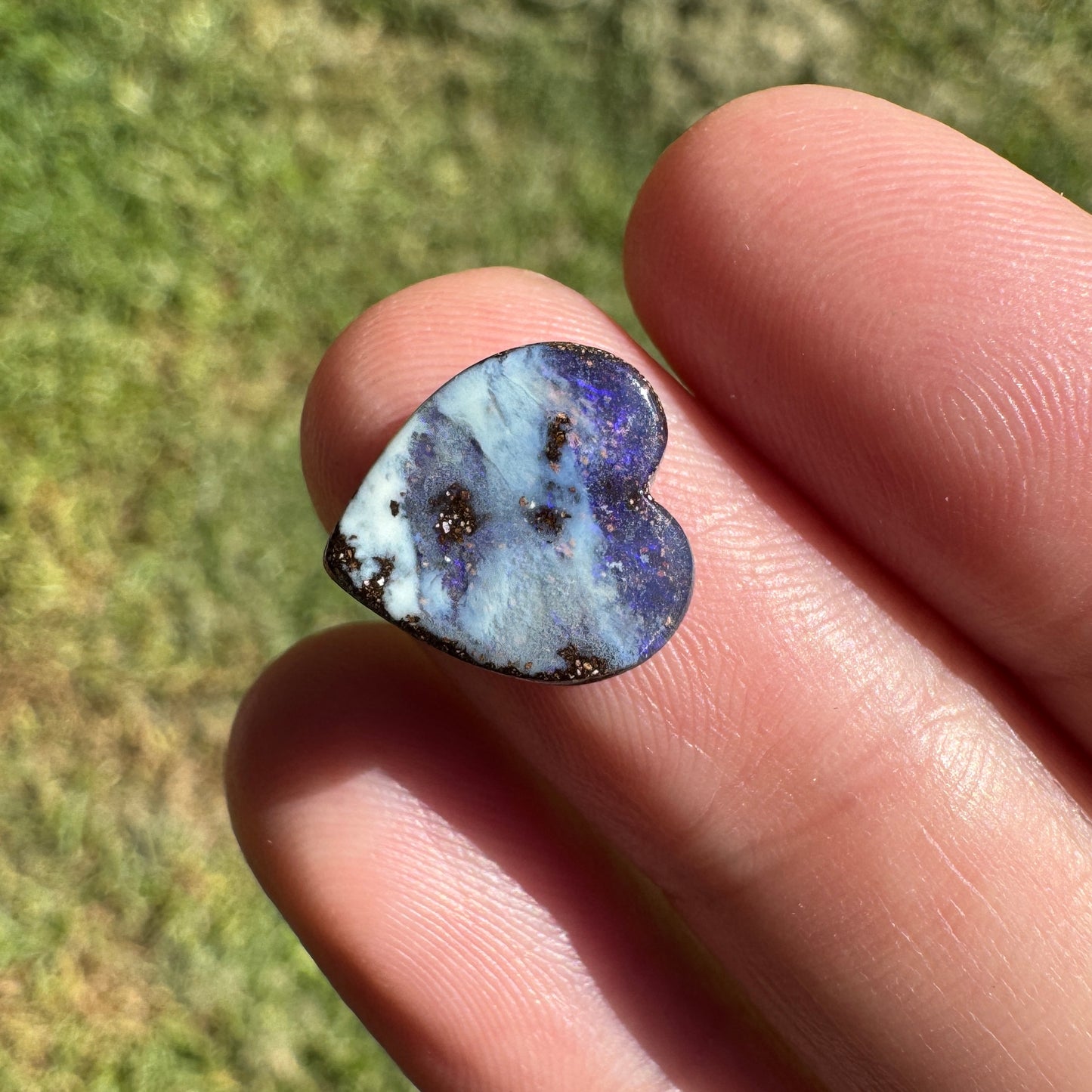 3.80 Ct small heart boulder opal