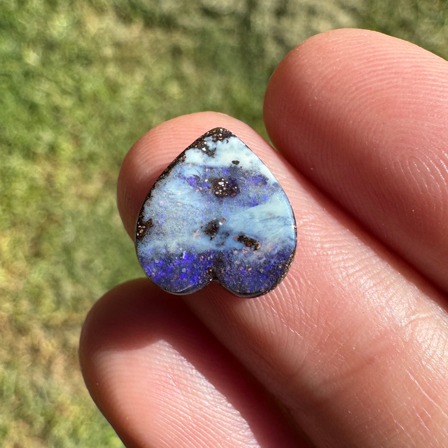 3.80 Ct small heart boulder opal