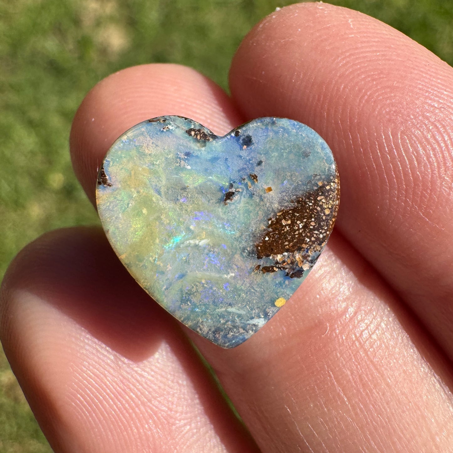 6.96 Ct heart boulder opal