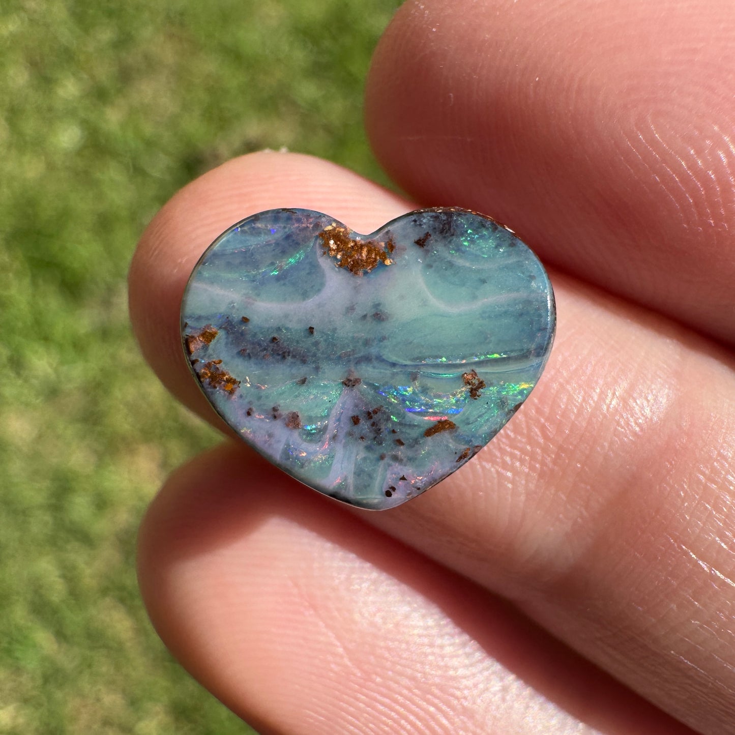4.46 Ct heart boulder opal