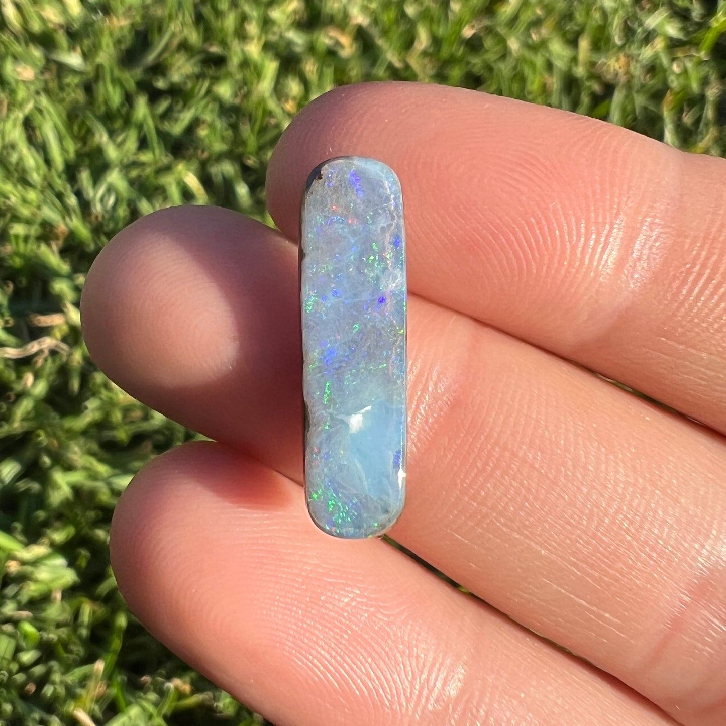4.66 Ct small boulder opal