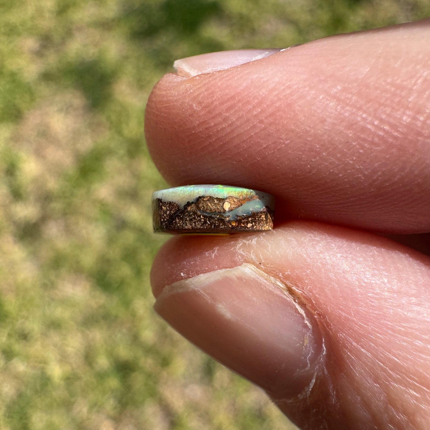 1.52 Ct small boulder opal