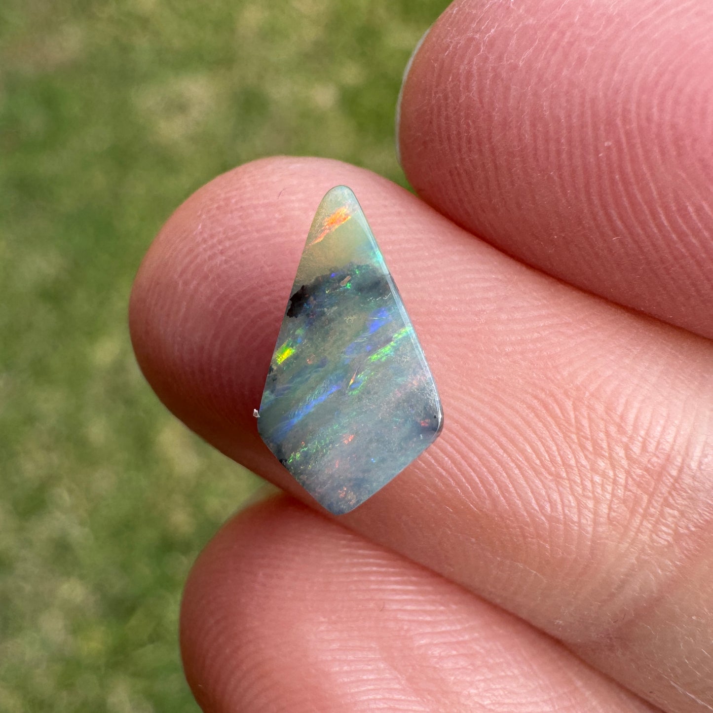 1.02 Ct small boulder opal