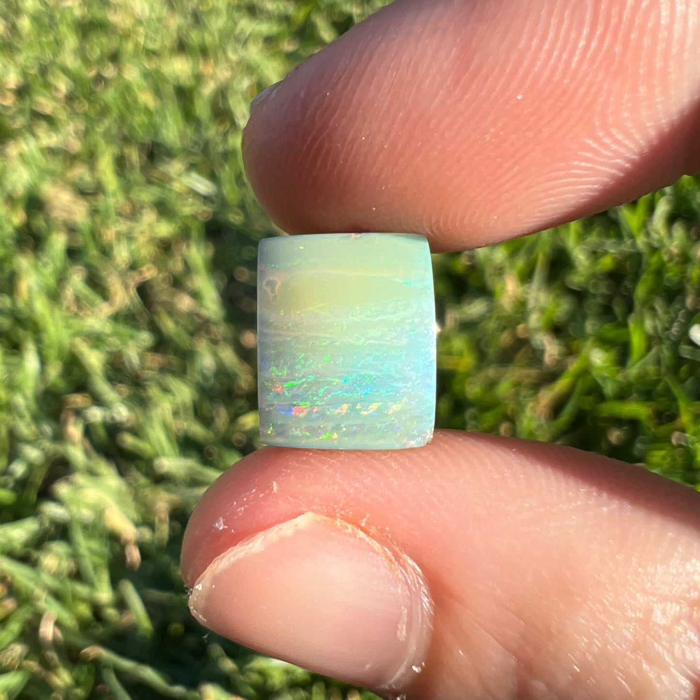 3.32 Ct small boulder opal