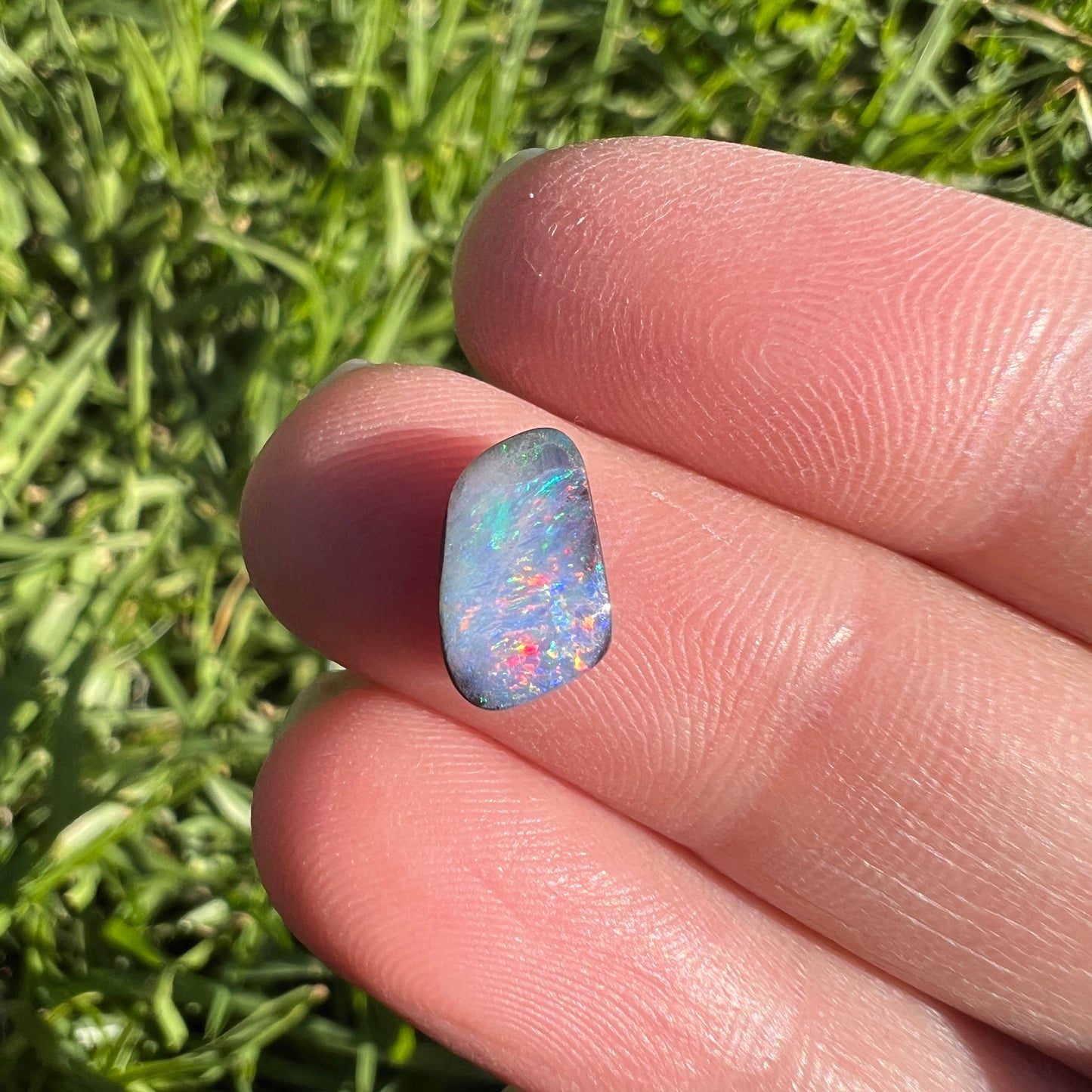 2.07 Ct small boulder opal