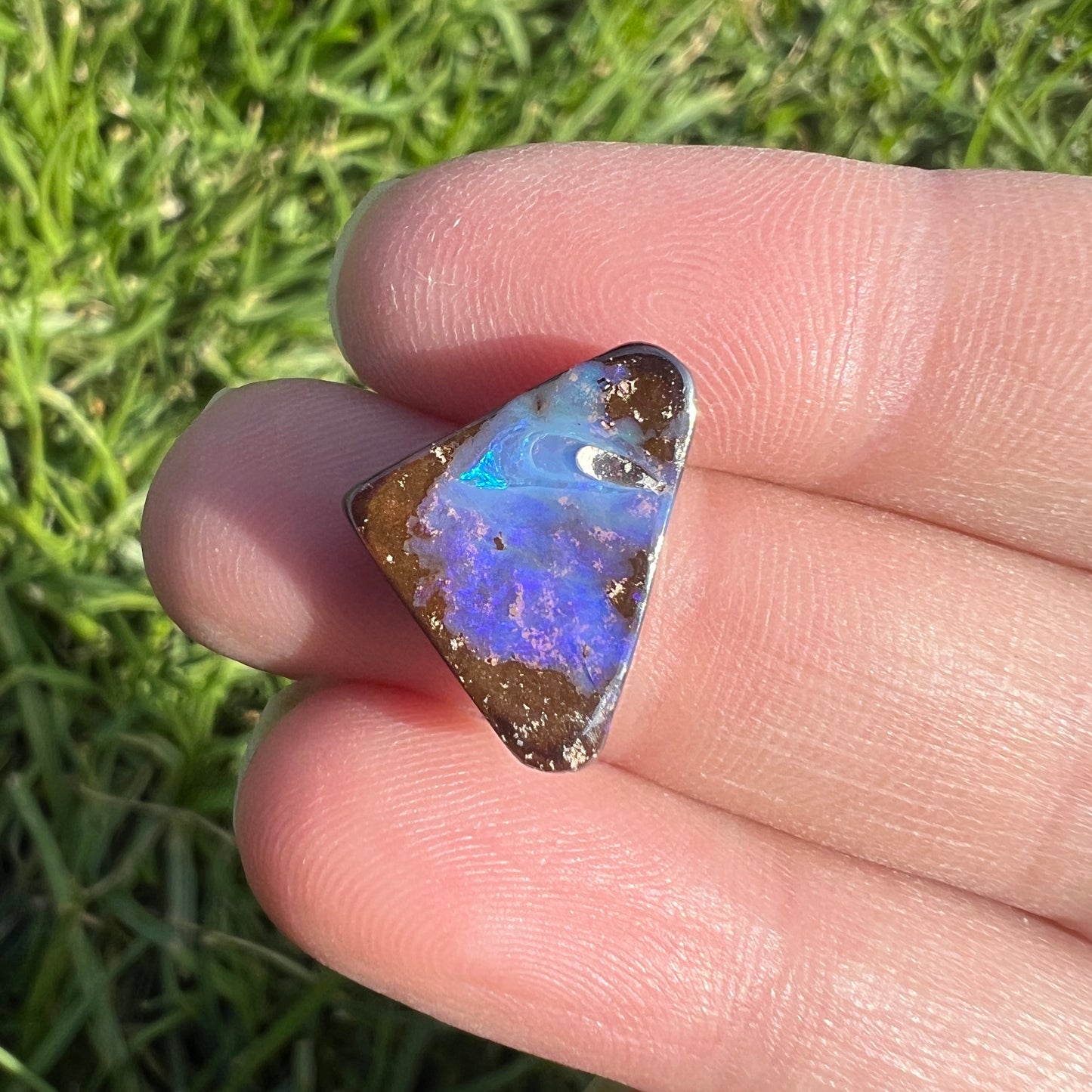 6.61 Ct small boulder opal
