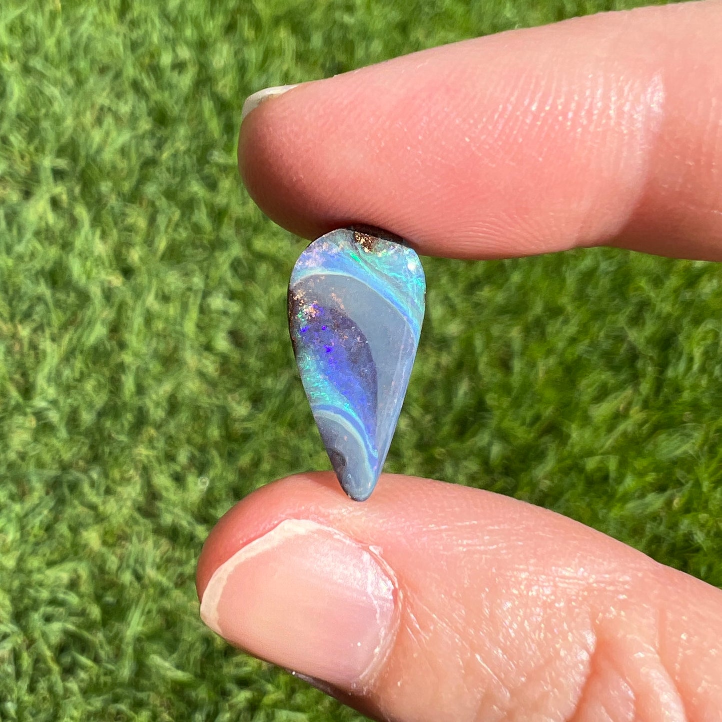 4.30 Ct teardrop boulder opal