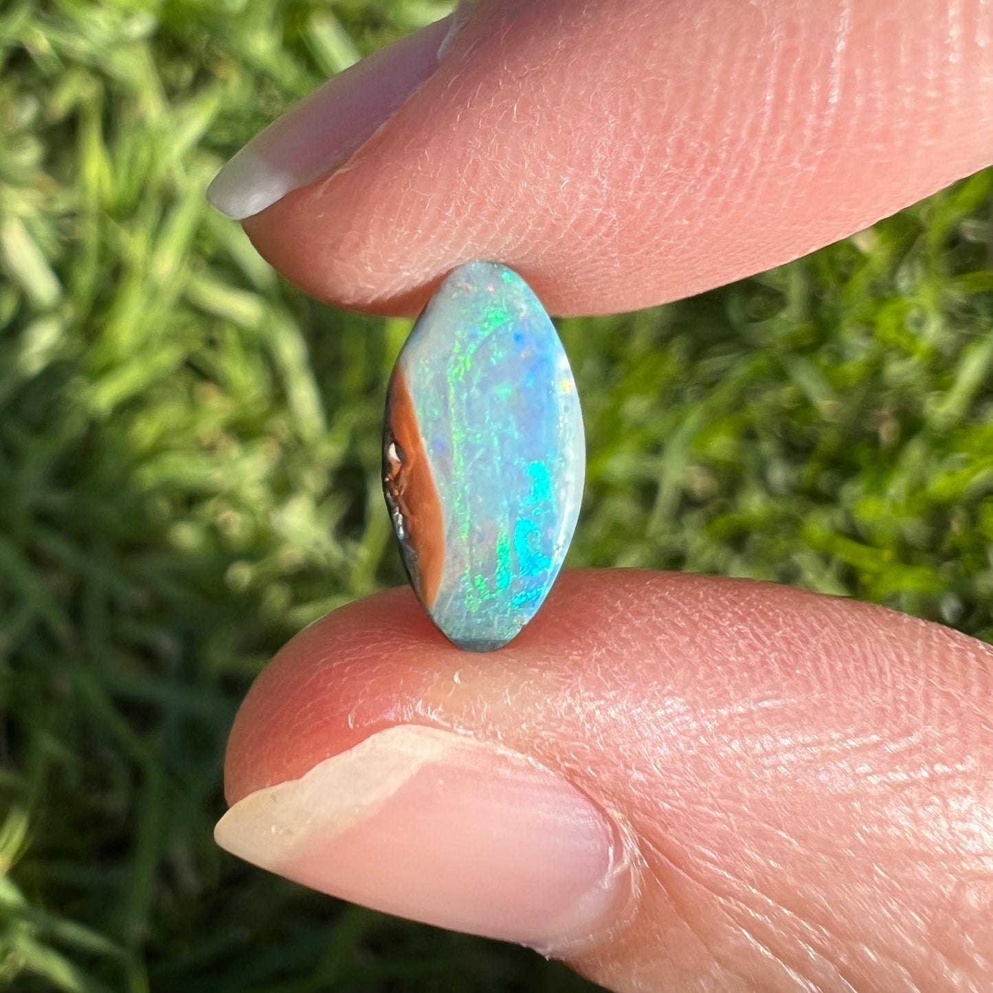 1.51 Ct small boulder opal