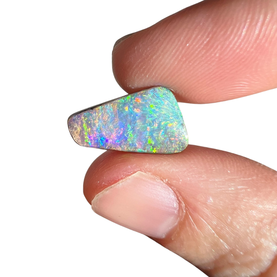 4.22 Ct rainbow boulder opal