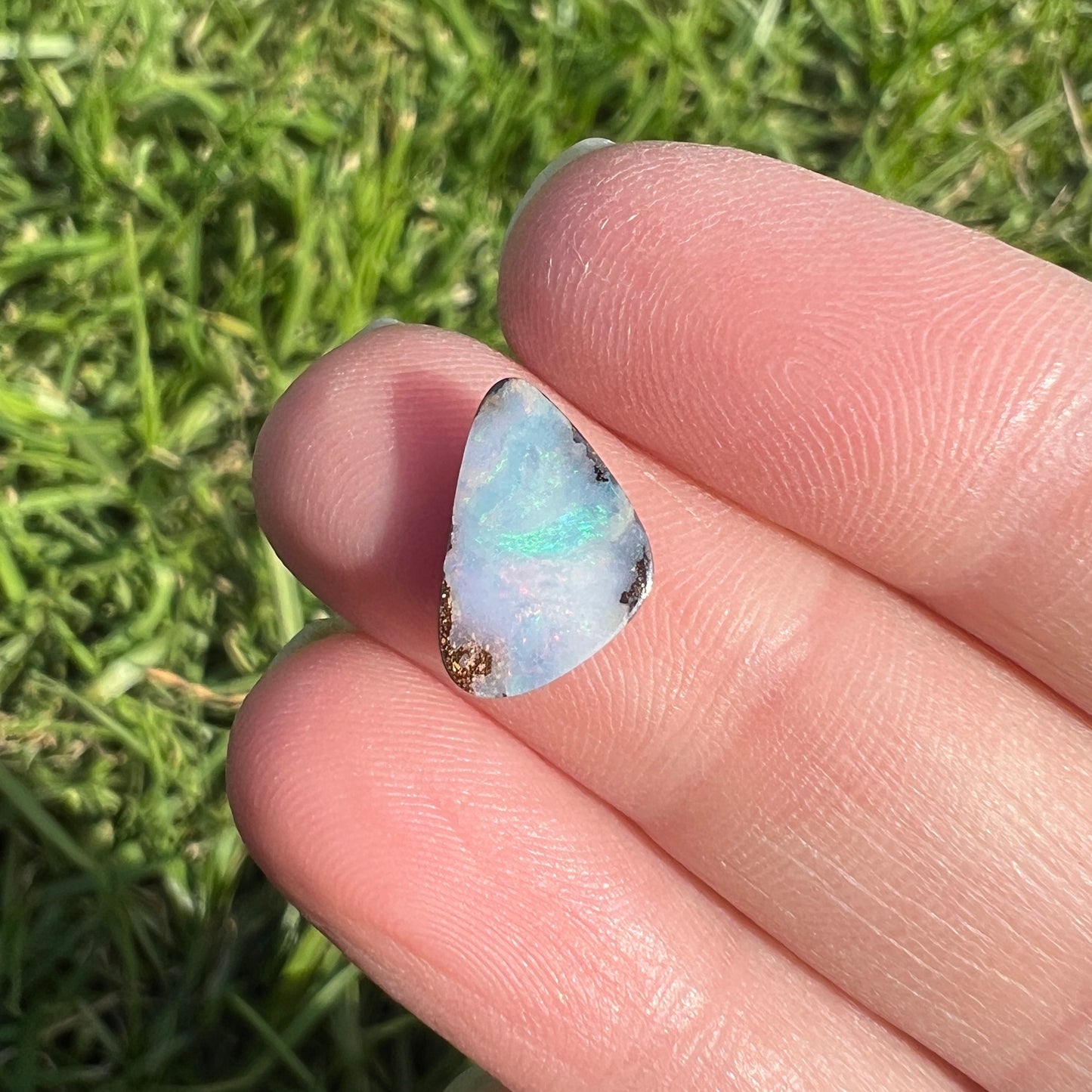 2.23 Ct small boulder opal
