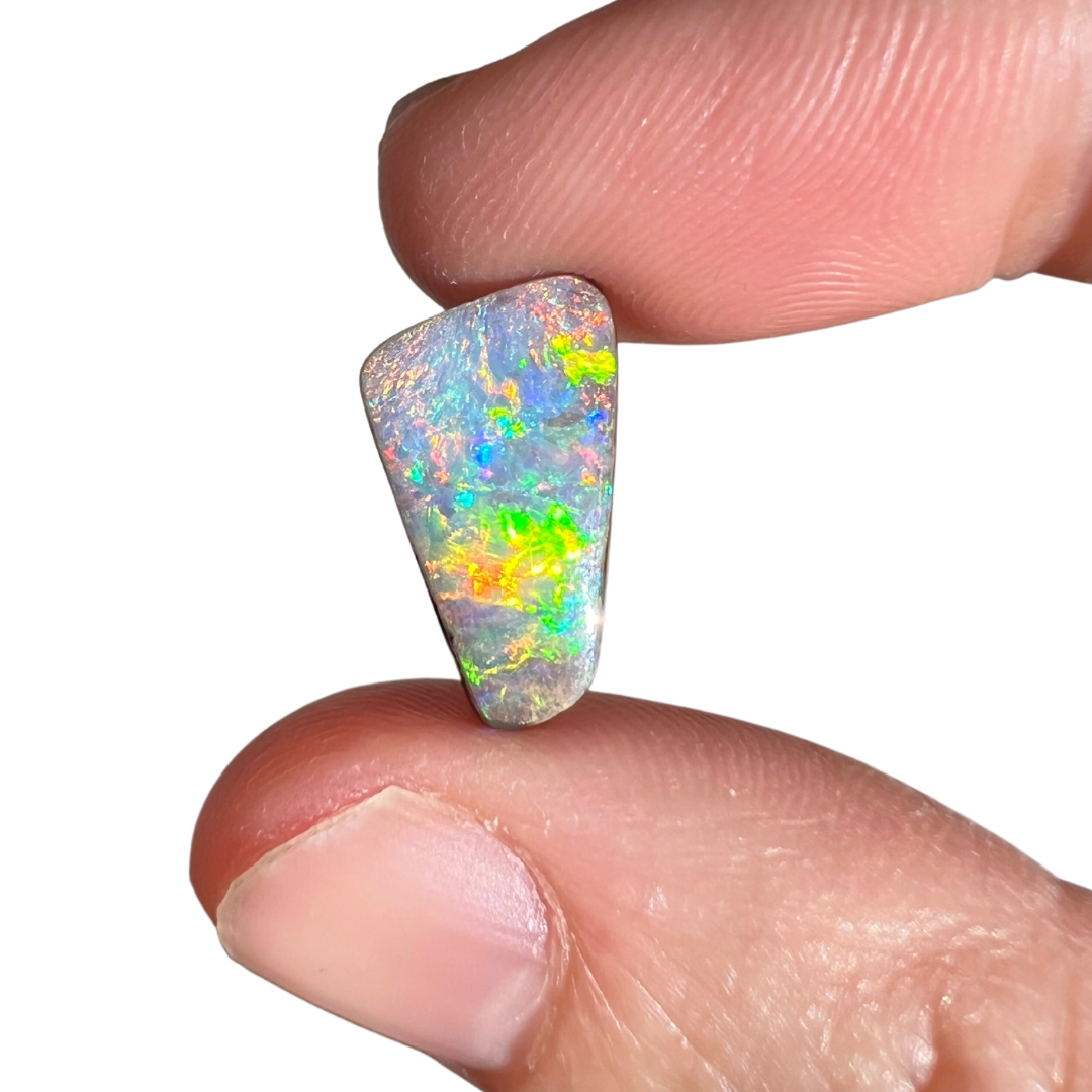 4.22 Ct rainbow boulder opal