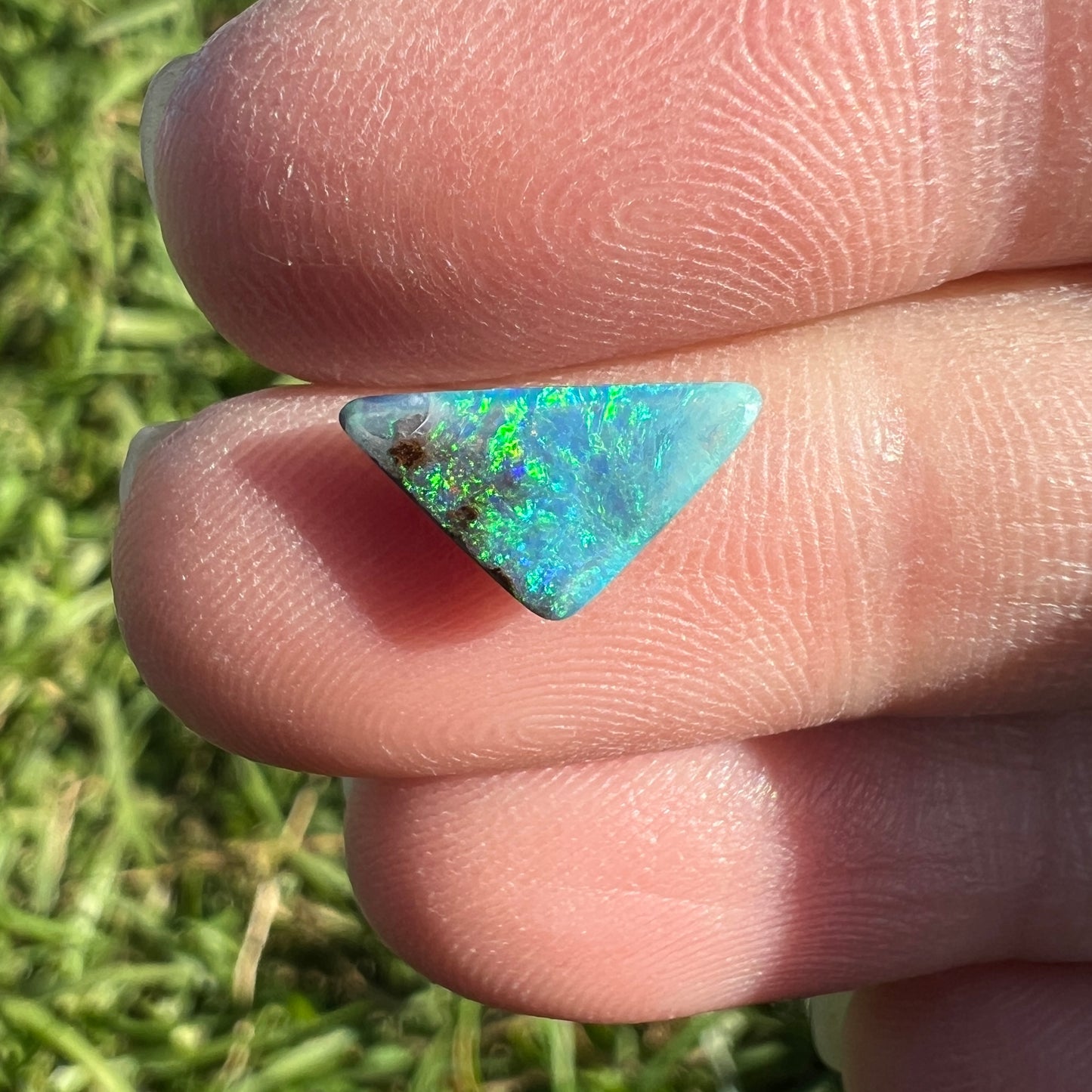 0.97 Ct small boulder opal