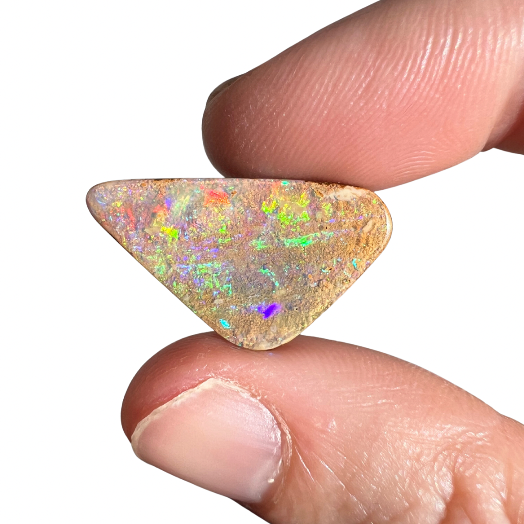 10.47 Ct rainbow boulder opal