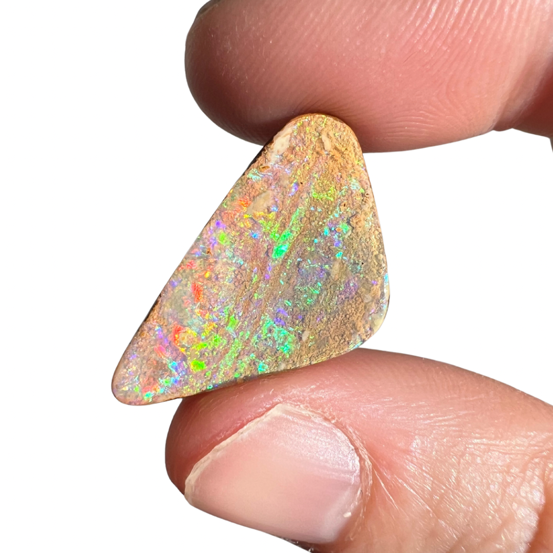 10.47 Ct rainbow boulder opal