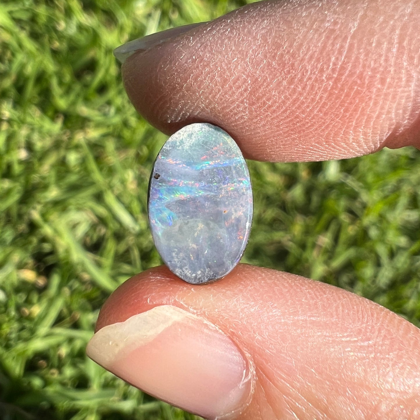 3.08 Ct small boulder opal