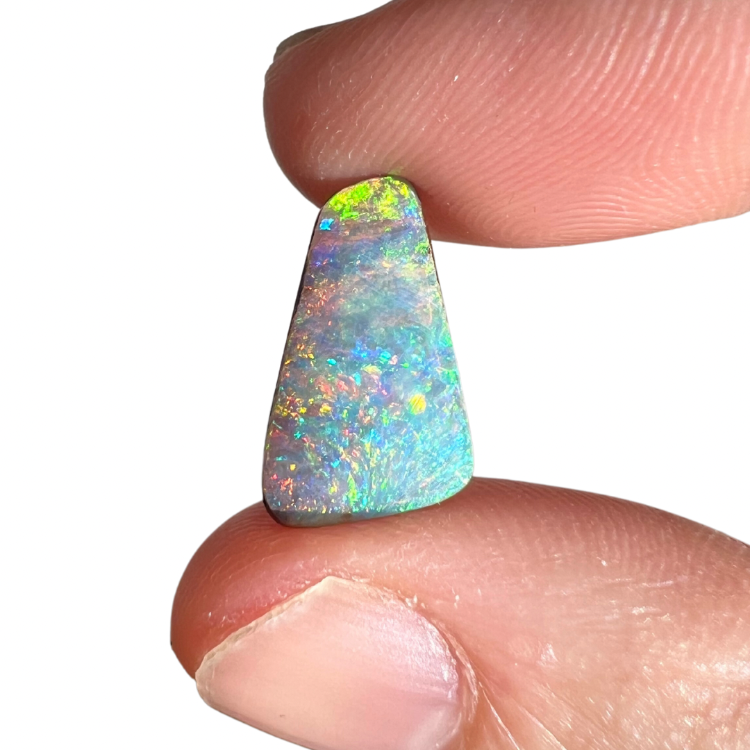 4.22 Ct rainbow boulder opal