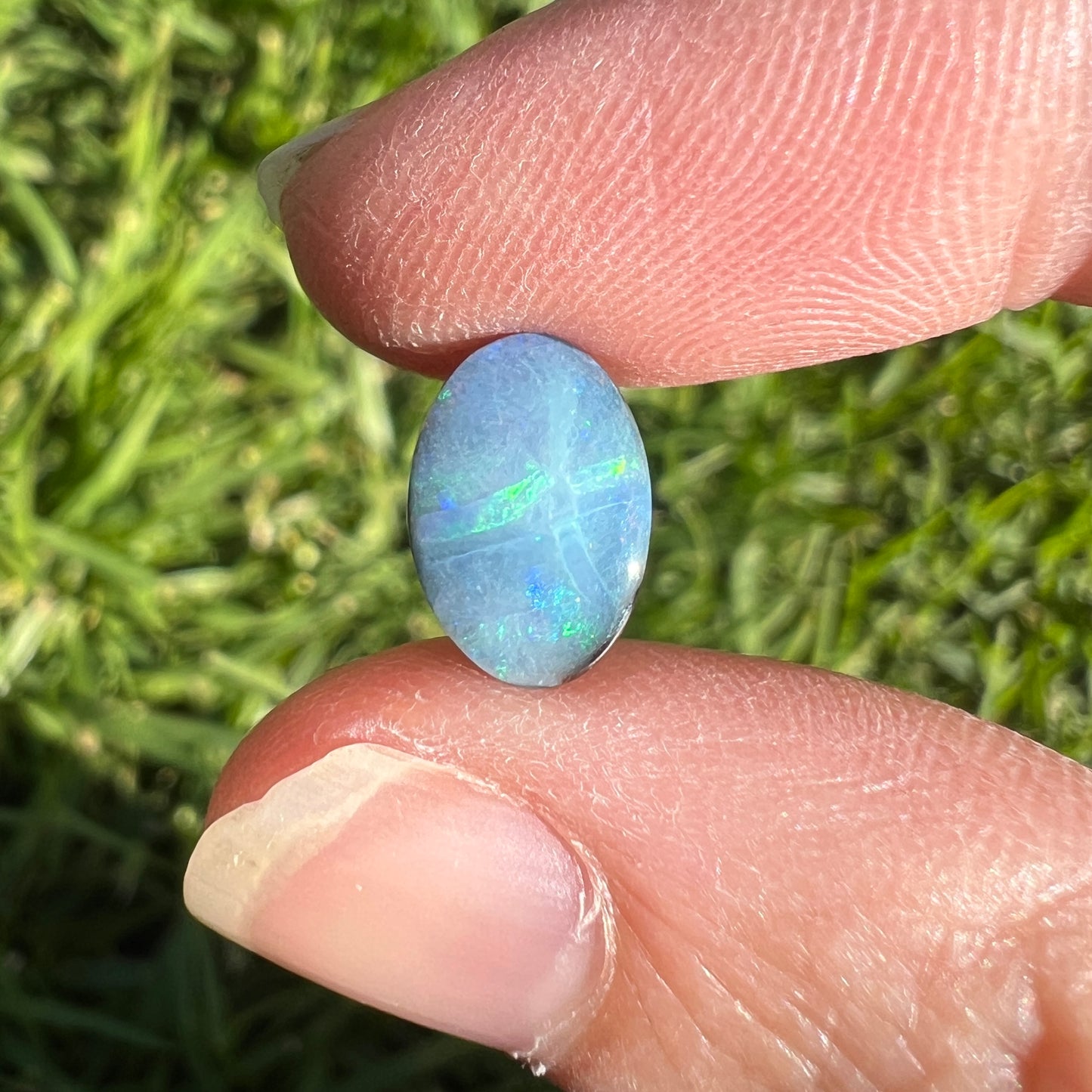 2.43 Ct small boulder opal