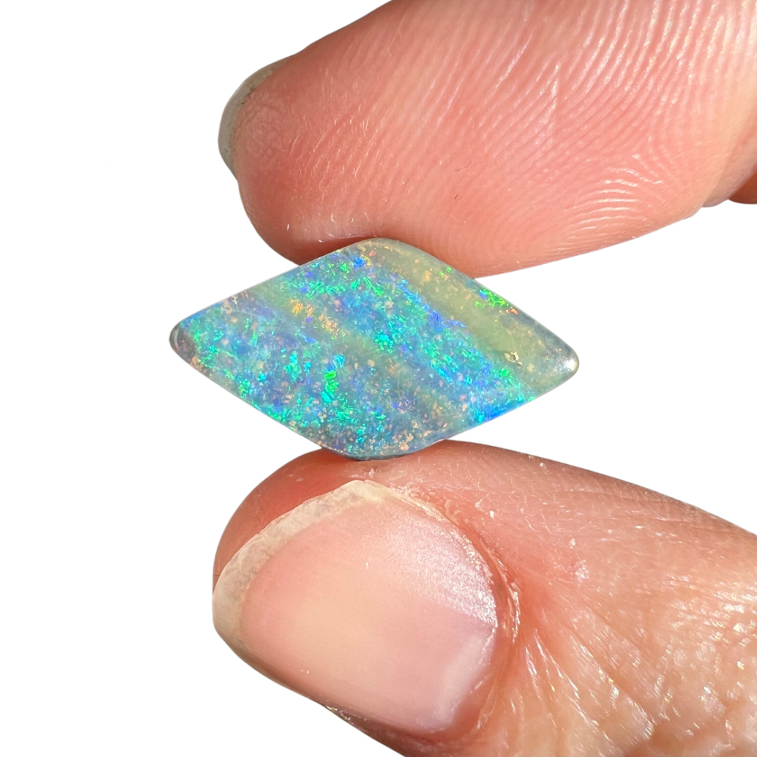 3.48 Ct green-blue boulder opal