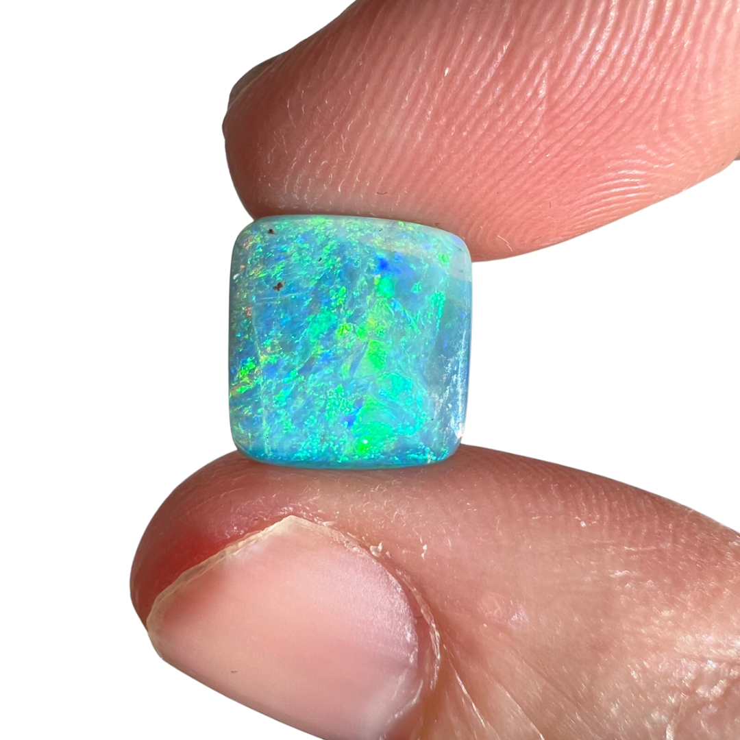 3.97 Ct ocean boulder opal