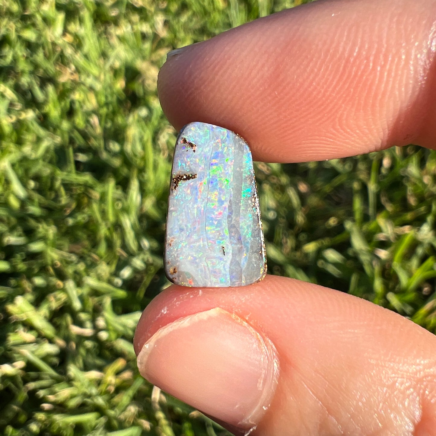 4.54 Ct small boulder opal