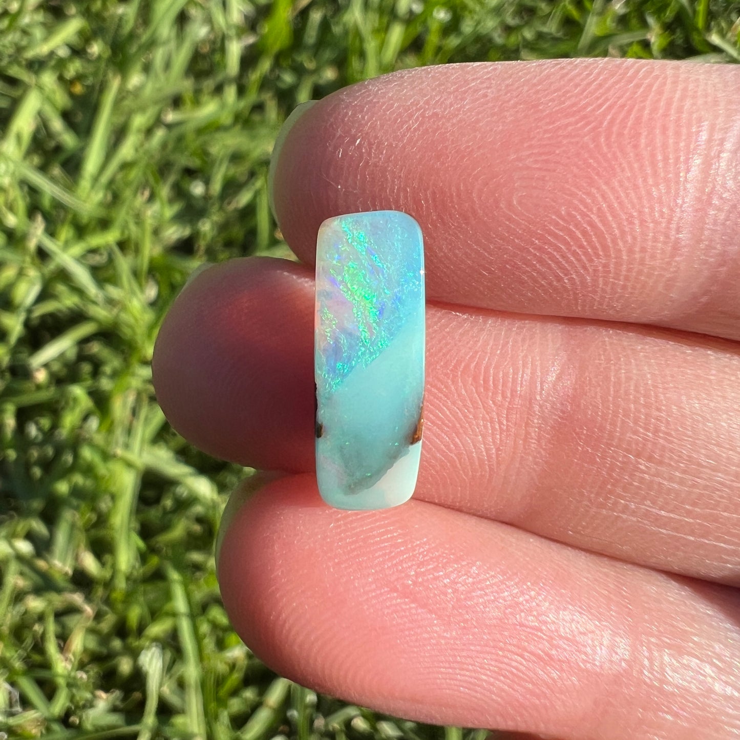 2.84 Ct small boulder opal