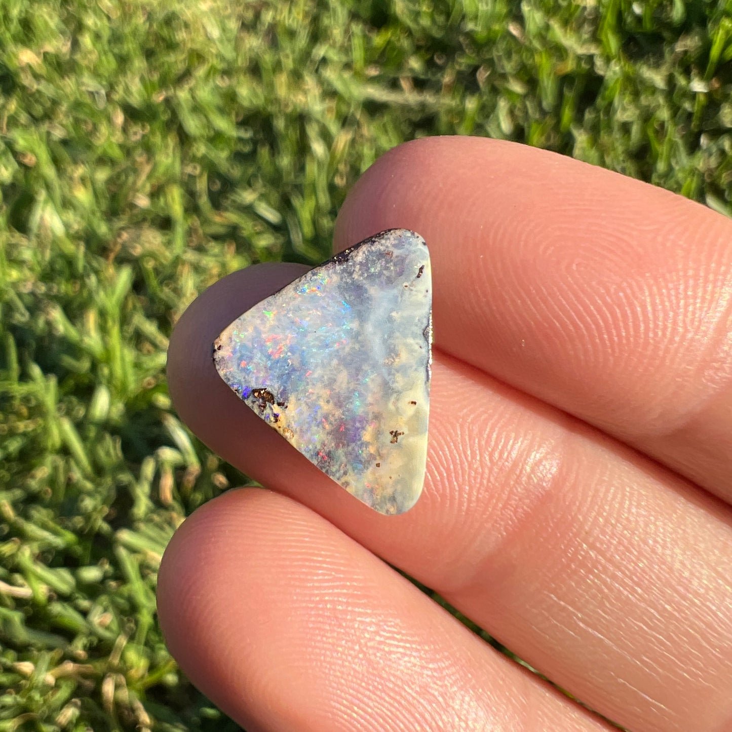 5.50 Ct small boulder opal