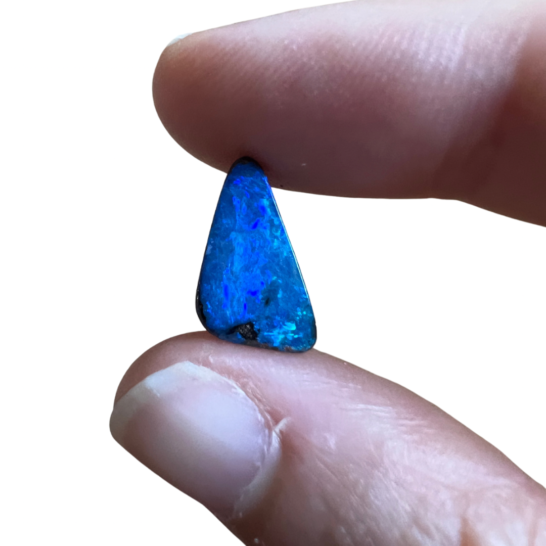 2.55 Ct green-blue boulder opal