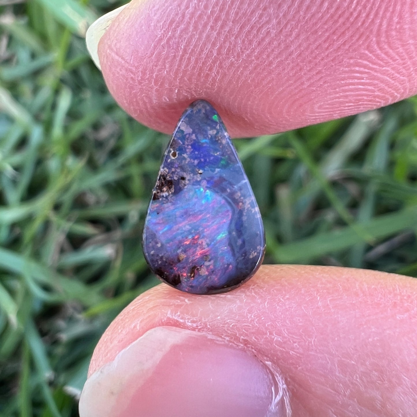 2.63 Ct small boulder opal