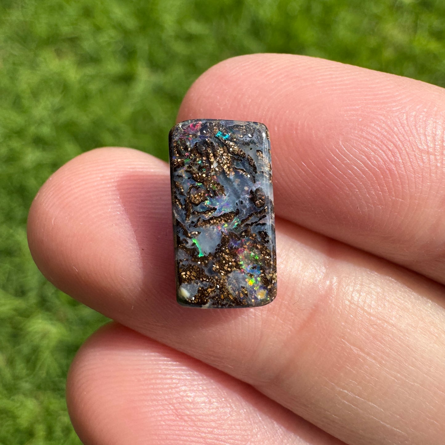 3.49 Ct small boulder opal
