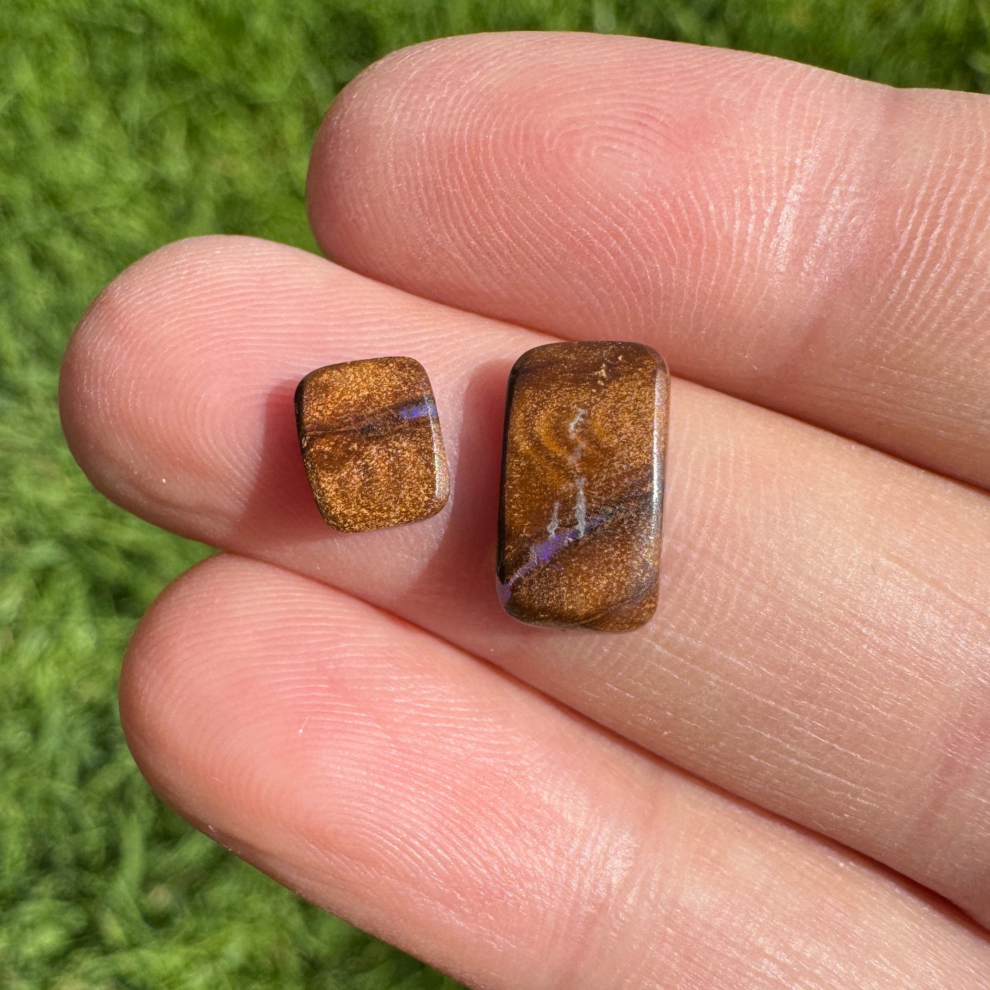 3.13 Ct two piece boulder opal set