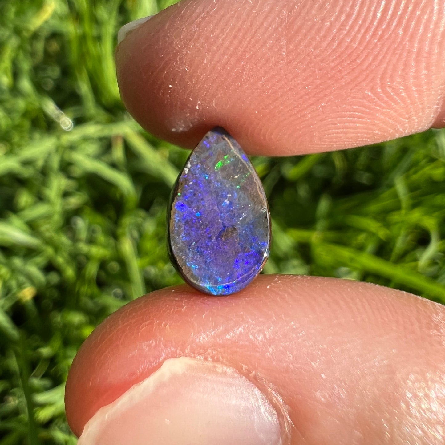 2.17 Ct small boulder opal
