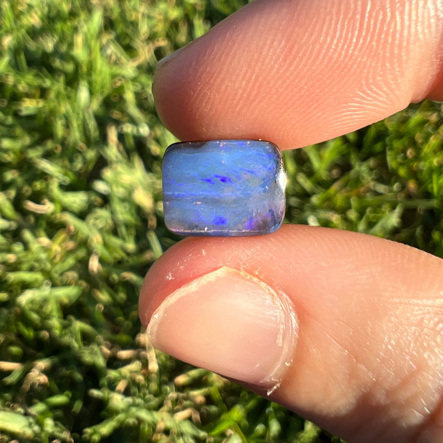 2.89 Ct small boulder opal