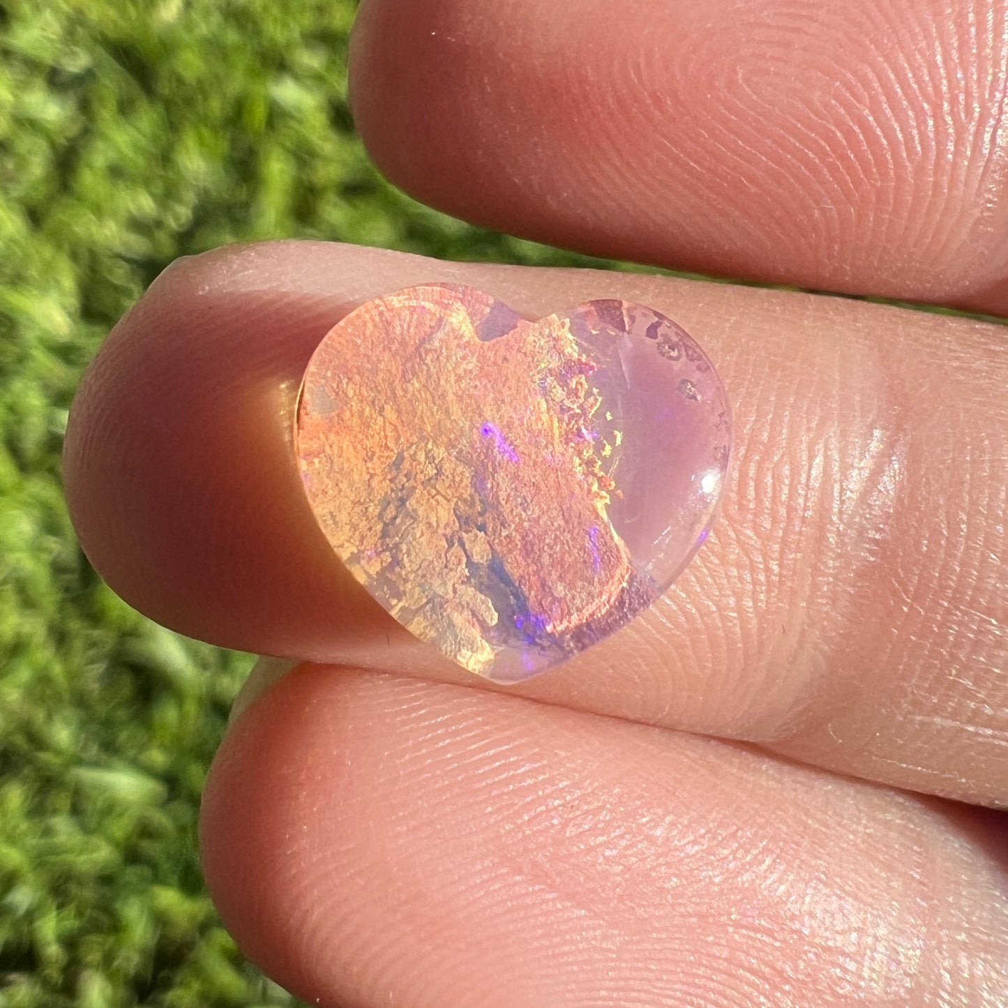 2.35 Ct heart wood replacement opal