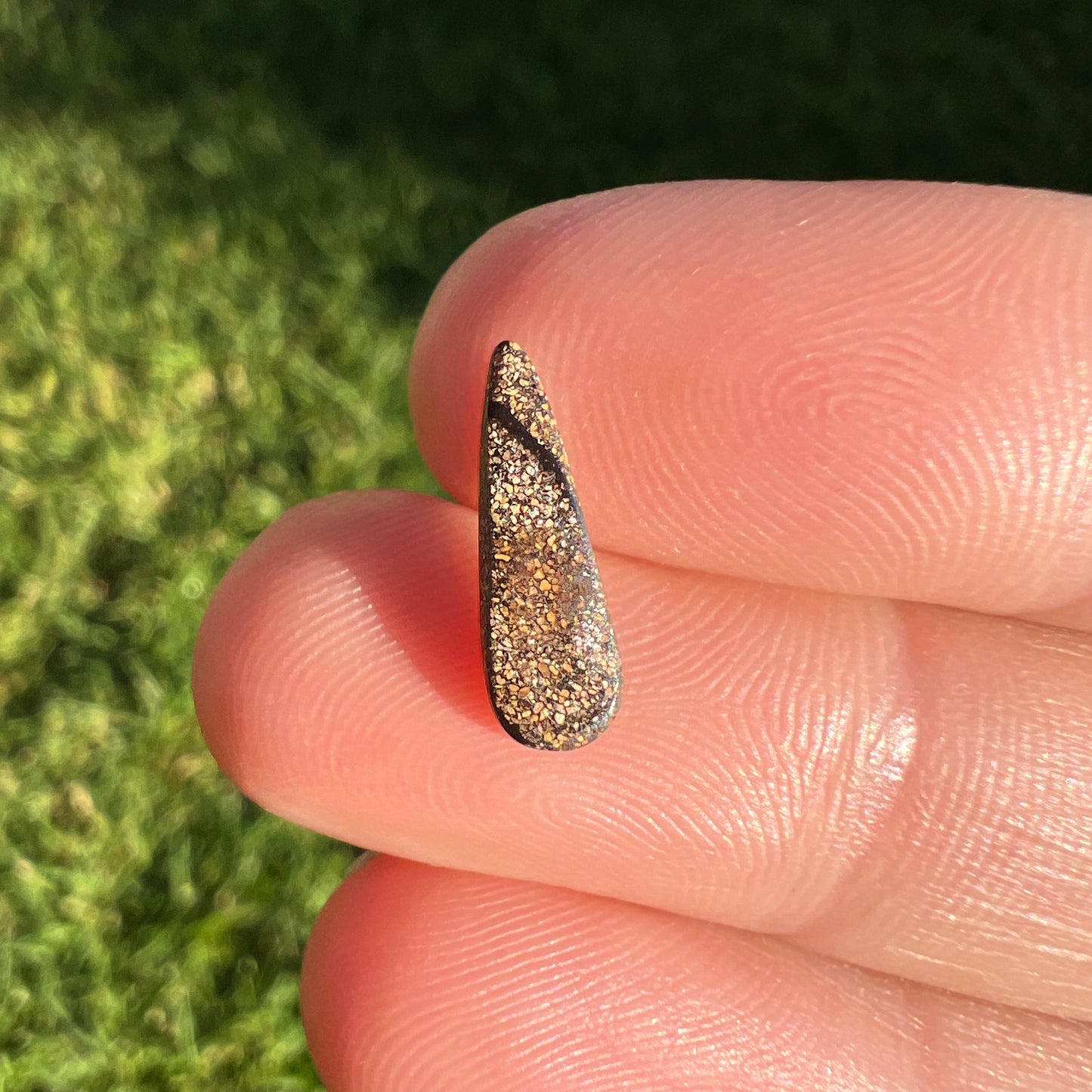 0.96 Ct small boulder opal