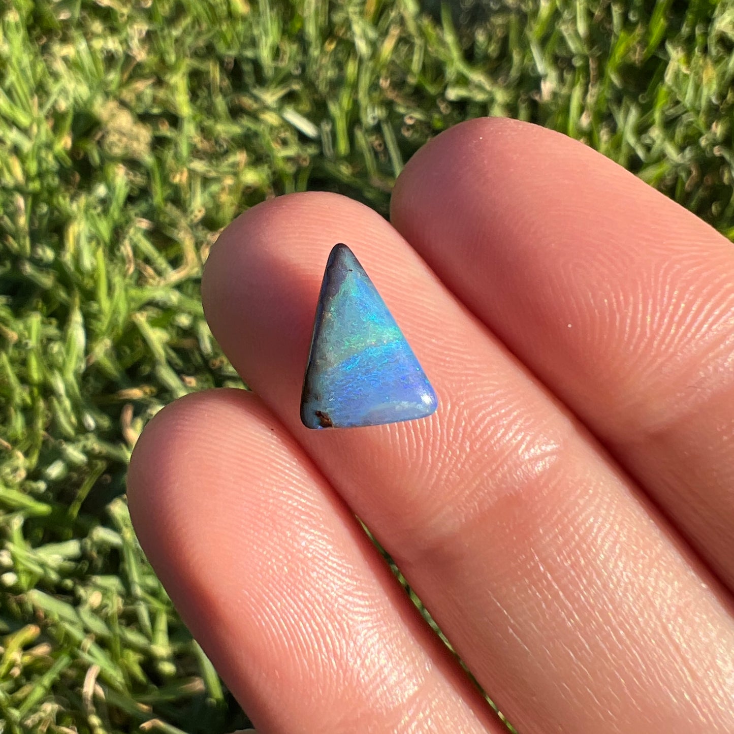 2.03 Ct small boulder opal