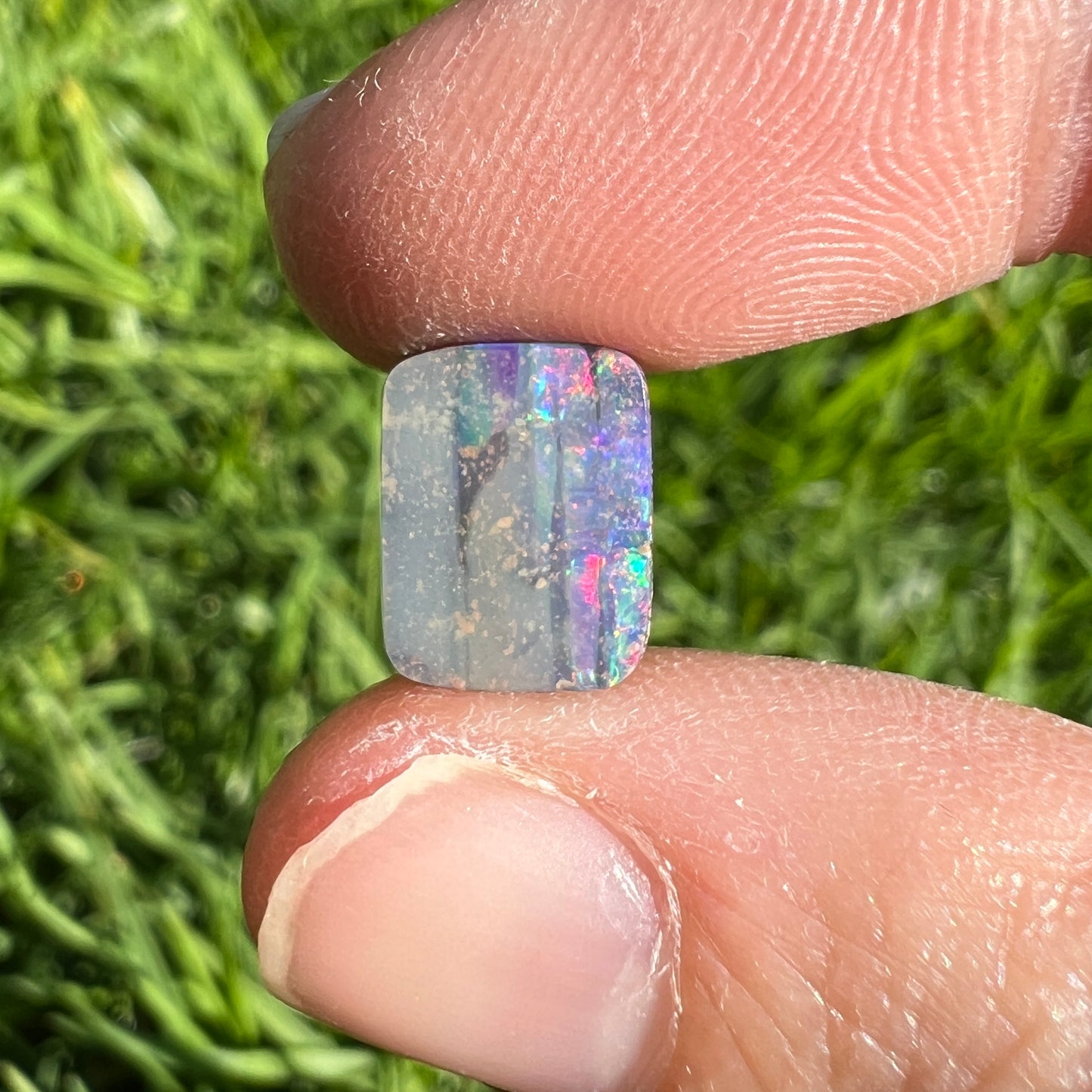 3.03 Ct small boulder opal